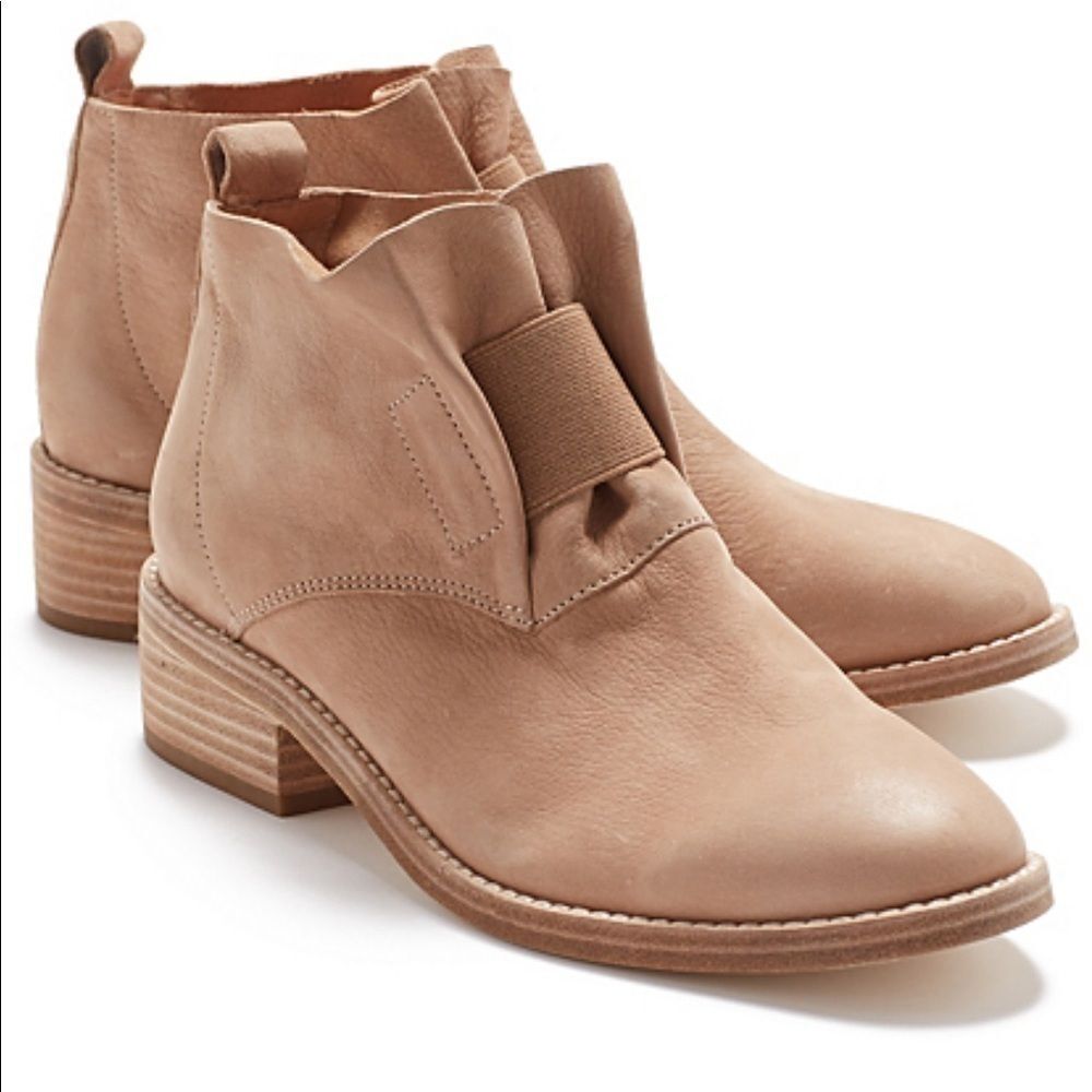 Eileen Fisher SOUL TUMBLED NUBUCK BOOTIE Leather Tan Size 6